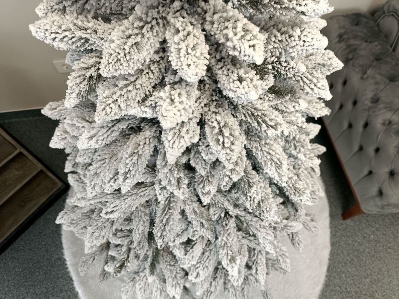 Brad artificial Christmas TSB Grand Victoria nins, 2D, 180cm U-Victoria-Snow-180 foto