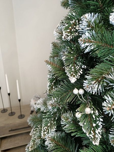 Brad artificial Christmas TSB Grand Crystal nins cu merisoare, 2D, 250cm U-Crystal-Bry-250 foto
